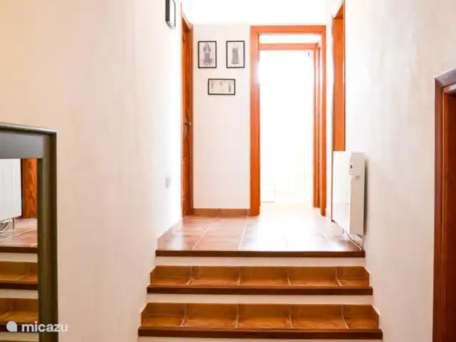 Can Roser huren in Spanje, Ibiza, San Antonio - villa hallway