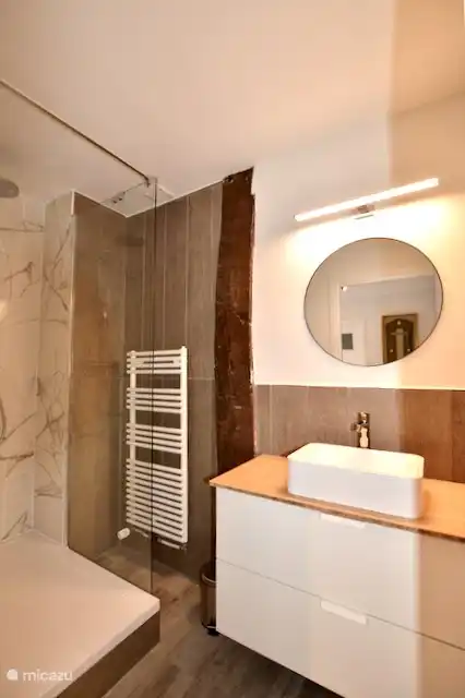 Badezimmer im Obergeschoss