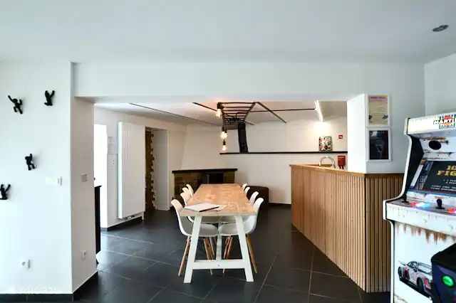 Esszimmer mit Pelletofen