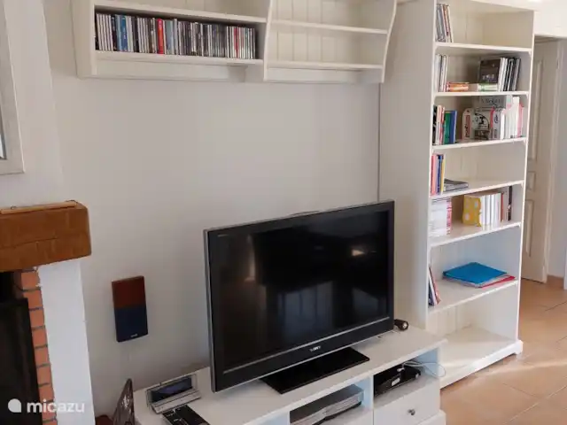 La pluie d'or huren in Frankrijk, Ardèche, Vallon-Pont-d'Arc - villa tv met Nederlandse Belgische en Franse zenders via chromecast.  Ook vanaf eigen mobiel eventueel te streamen