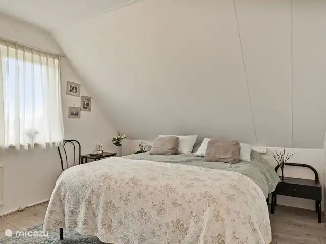 Location de Vacances Pays-Bas, Groningue, Vlagtwedde, maison de vacances - Belle maison deux sous un toit La « grande » chambre.