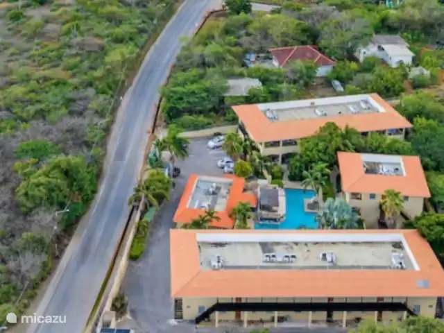 Cocobana18 huren in Curaçao, Banda Ariba (oost), Cas Grandi - appartement Het park vanuit de lucht. Mooi in het groen en de zee op ongeveer 7 min auto rijden.