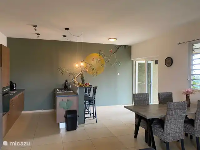 Cocobana18 huren in Curaçao, Banda Ariba (oost), Cas Grandi - appartement overzicht kamer met keuken.