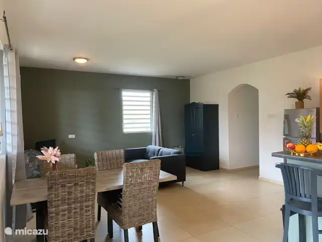 Cocobana18 huren in Curaçao, Banda Ariba (oost), Cas Grandi - appartement overzicht van de woonkamer