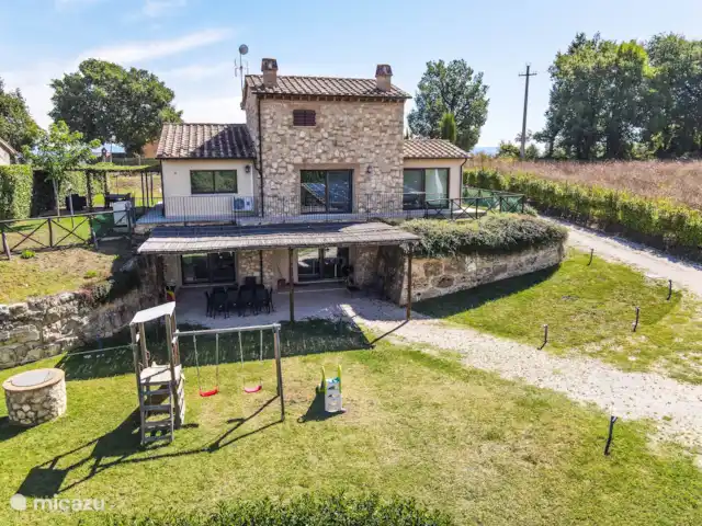 Location de Vacances Italie, Ombrie, Amelia, villa - Maison avec piscine privée sud Ombrie