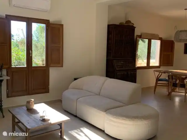 El Molino en España, Valencia, Monserrat - molino Sala de estar comedor