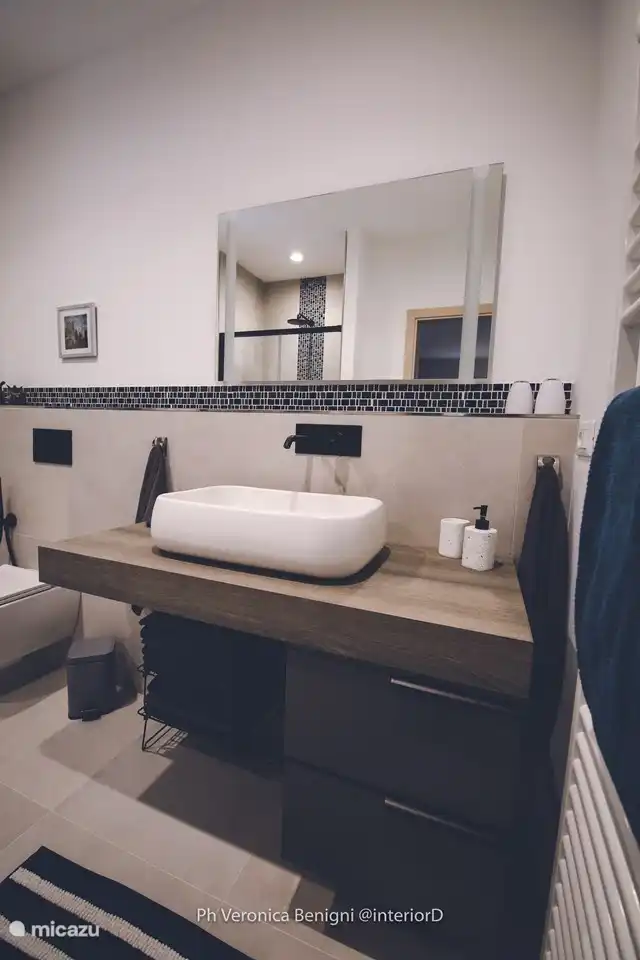 Modernes Badezimmer.