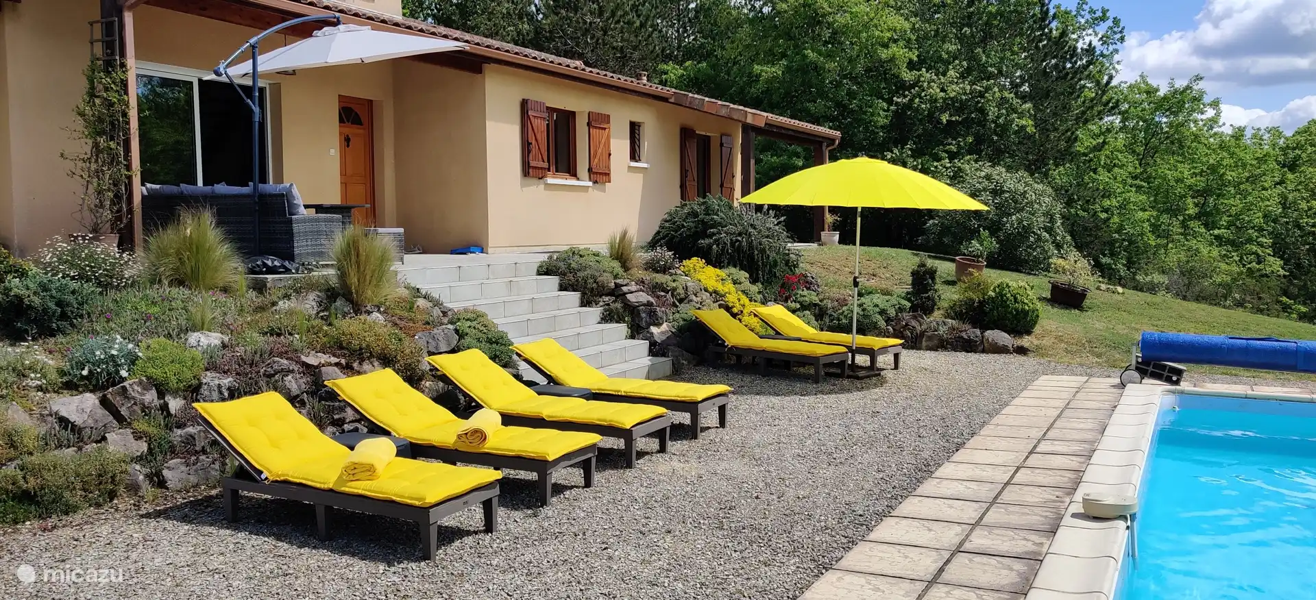 The pool beds are ready!