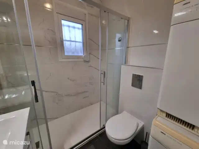 Maison Magnolia | Espagne, Costa Blanca, Ciudad Quesada - villa Salle de bain (#1) au rez-de-chaussée.