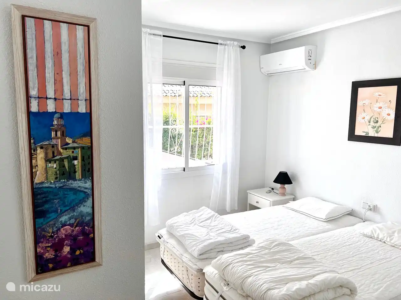 Schlafzimmer (Nr. 2) im Erdgeschoss.