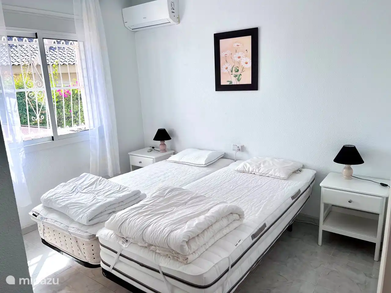 Schlafzimmer (Nr. 2) im Erdgeschoss.