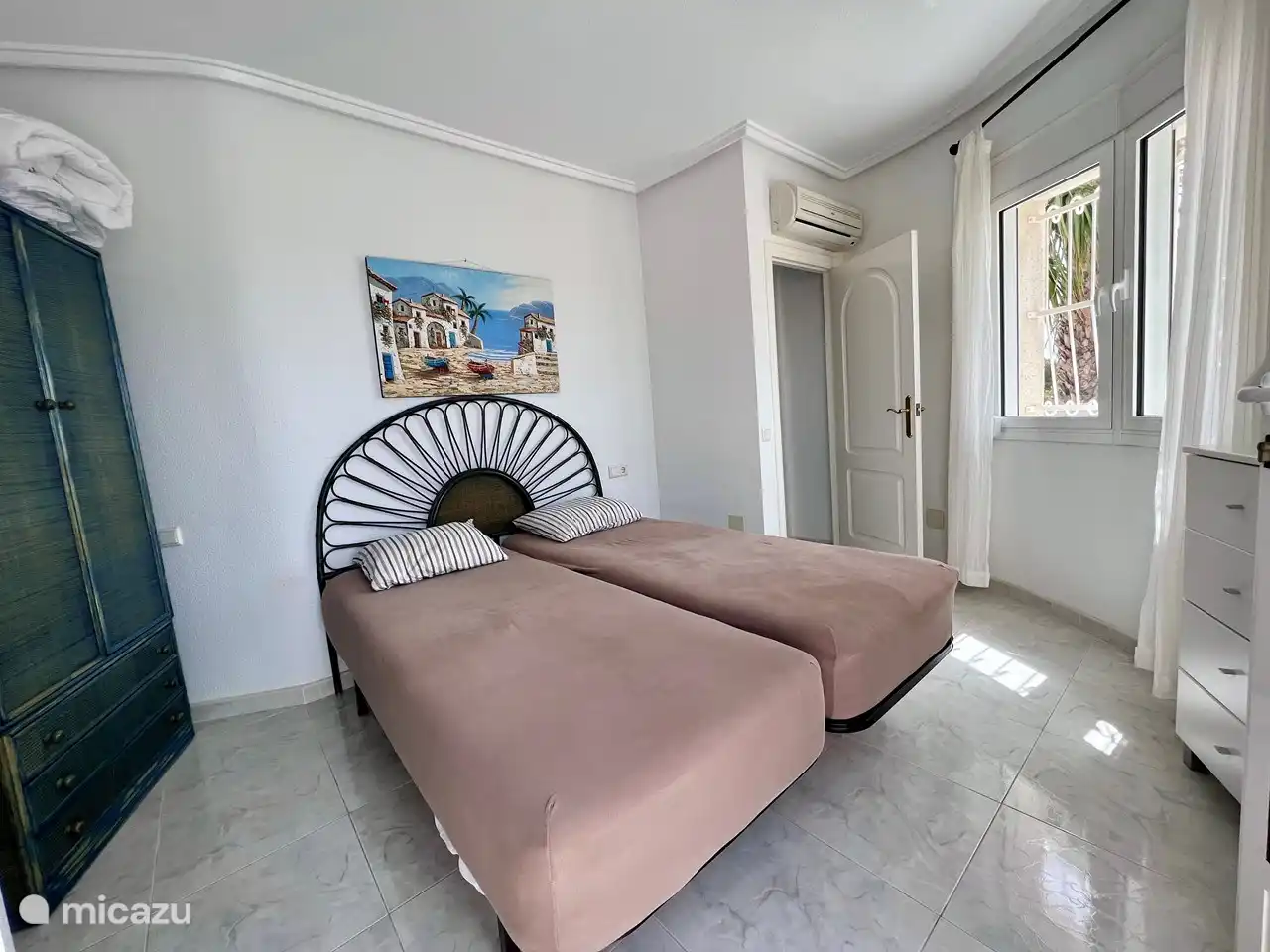 Schlafzimmer (Nr. 3) im ersten Stock.