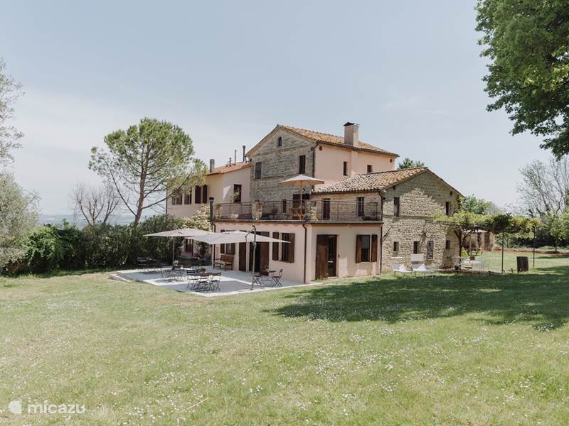 Holiday home in Italy, Marche, Monte Roberto Farmhouse Agriturismo Qui Voglio
