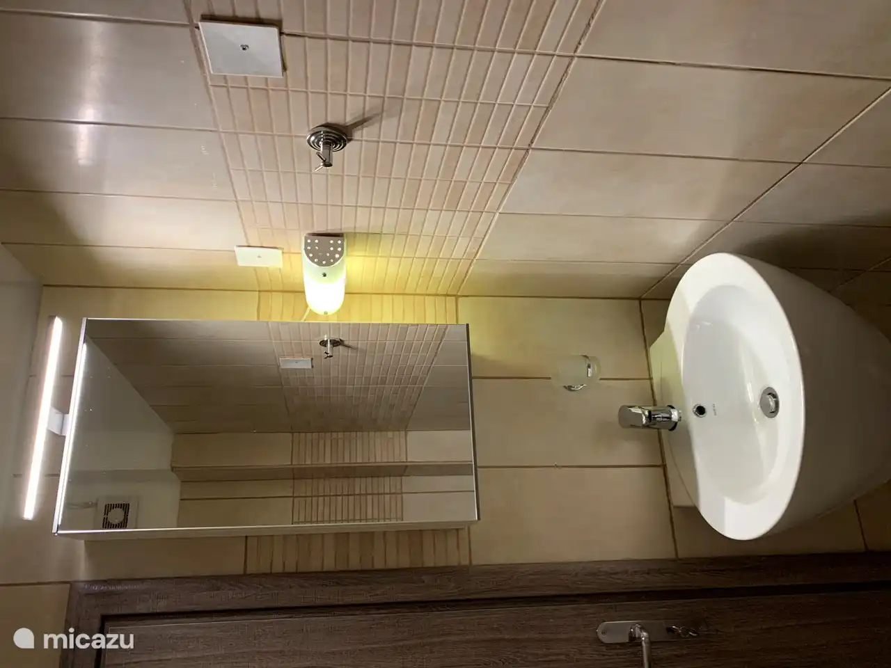 badkamer op de begane grond