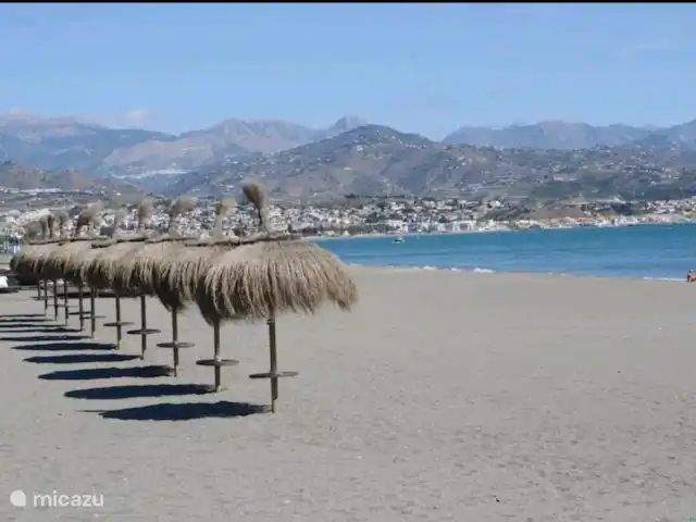 Villa la Pendolera | Espagne, Costa del Sol, Comares - villa Profitez d'une journée à la plage et mangez du poisson frais dans l'un des chiringuitos.