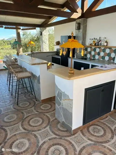 Die neue schöne Outdoorküche.