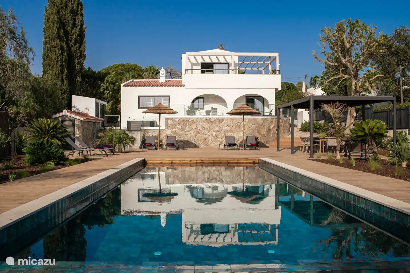 Sol Pointe in Portugal, Algarve, Carvoeiro - villa