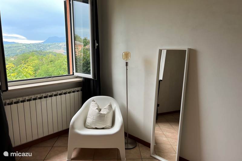 Vakantiehuis Italië, Marche, Sant'Angelo (Pontano) Appartement Casa mimose rosa