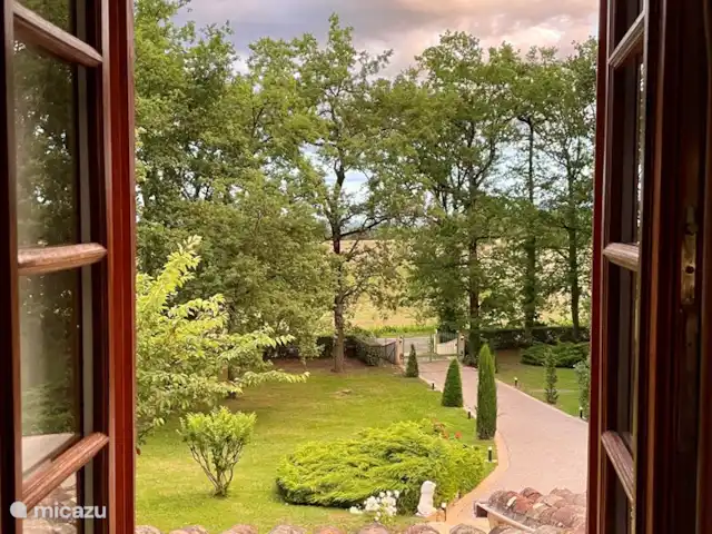 Maison Saint-Blaise pour familles | France, Dordogne, Rampieux - maison de vacances Vue du dernier étage sur le jardin de devant