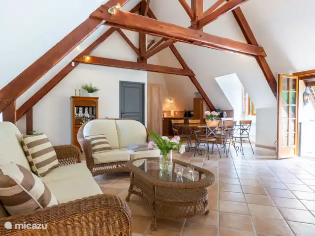 Maison Saint-Blaise pour familles | France, Dordogne, Rampieux - maison de vacances Salon et salle à manger à l'étage
