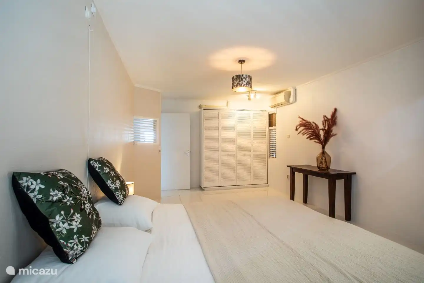 Schlafzimmer mit Klimaanlage