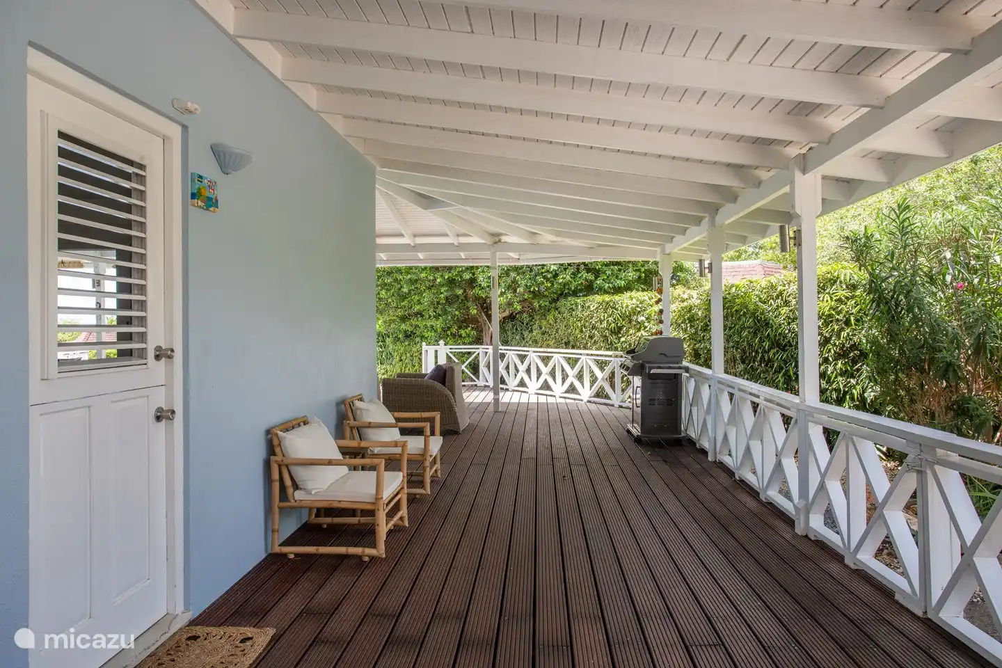 Veranda vor der Haustür