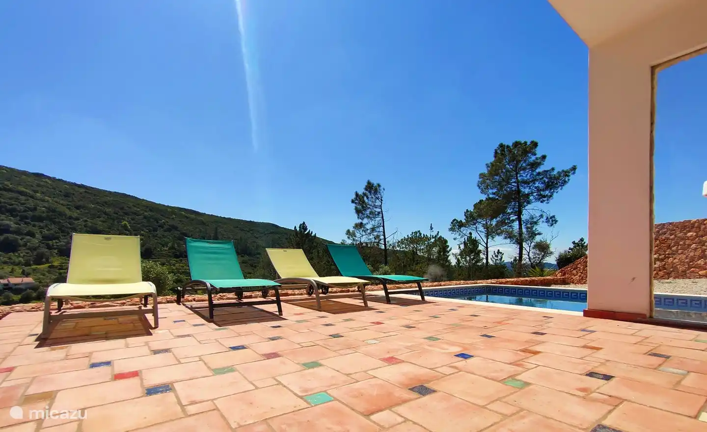 Terrasse avec piscine