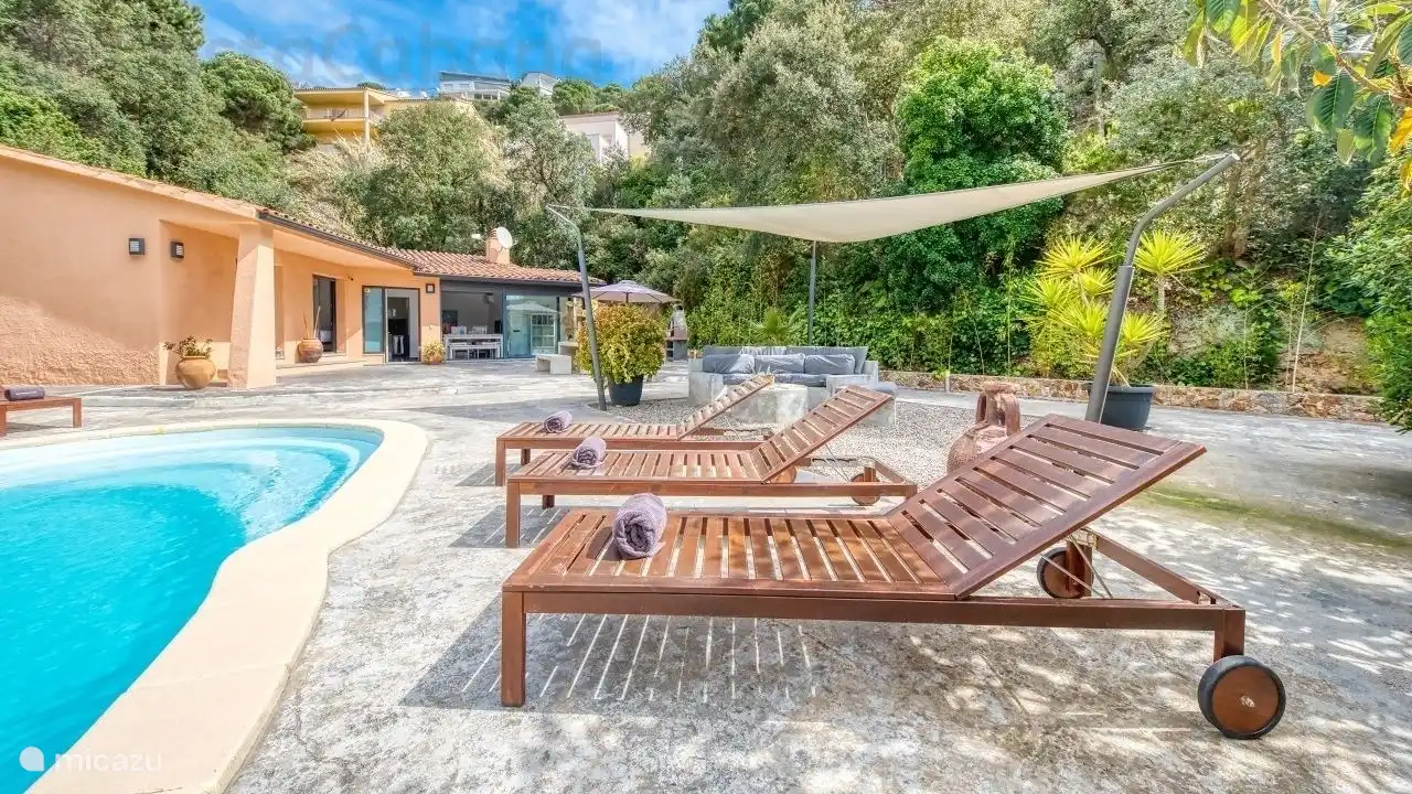 Schitterende villa met privé zwembad en super terras!