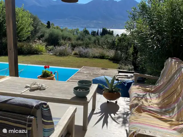 Villa Mouria en Grecia, Gracia Central, Pogonia - villa Vista desde la terraza de la cocina al aire libre