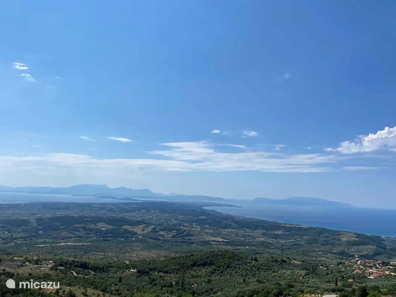 Une promenade à proximité.
