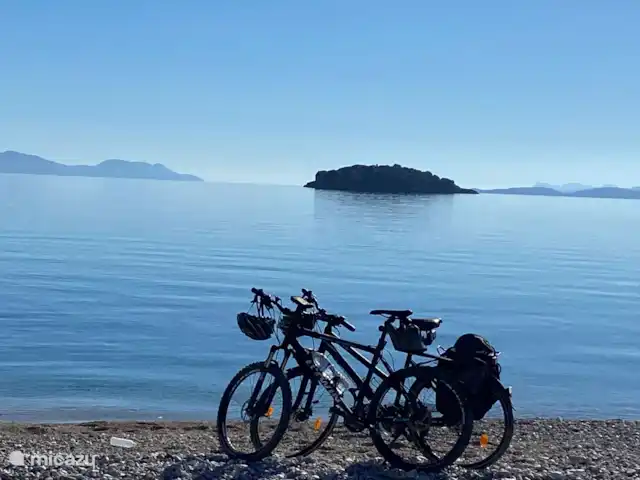 Villa Mouria en Grecia, Gracia Central, Pogonia - villa Vathia Valli, hermosa playa a 5 km.
En temporada alta con chiringuito.