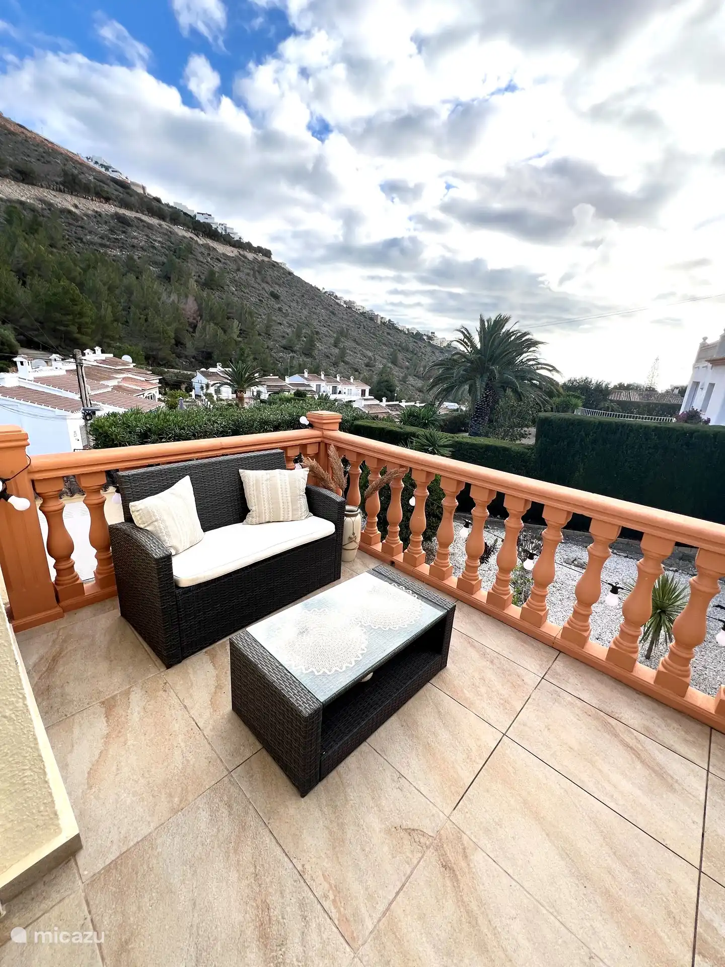 Lovely seating area with sea and mountain views
