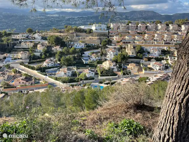 Maravilla Solar en España, Costa Blanca, Benitachell - villa El barrio del Valle del Portet desde las alturas