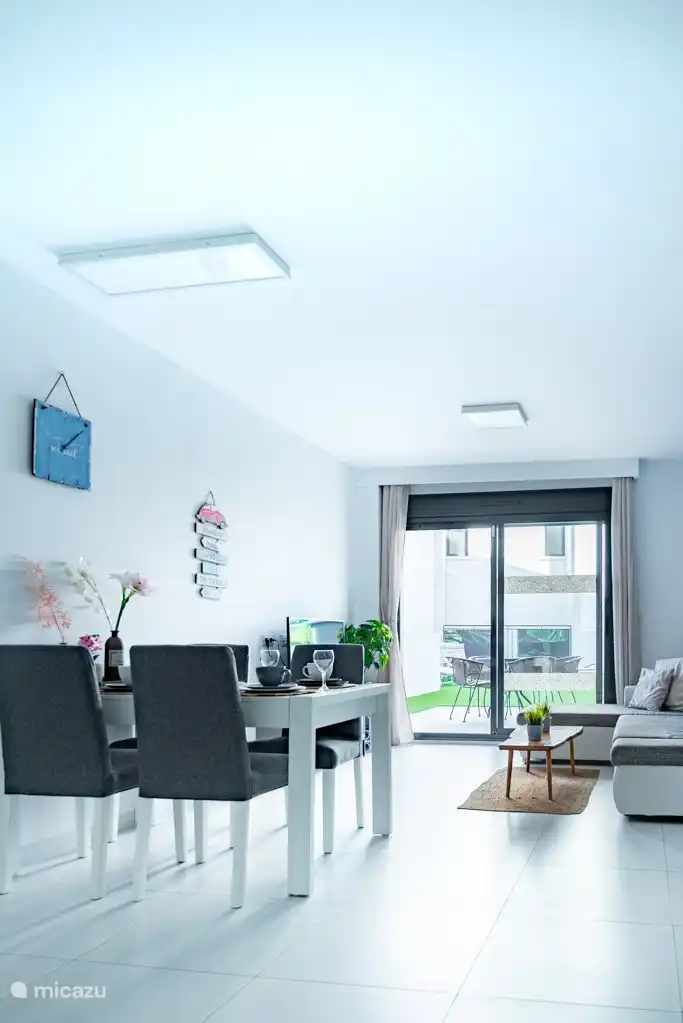 Moderne Wohnung mit Gartenpool in Spanien, Costa Blanca, San Miguel de Salinas - Appartement