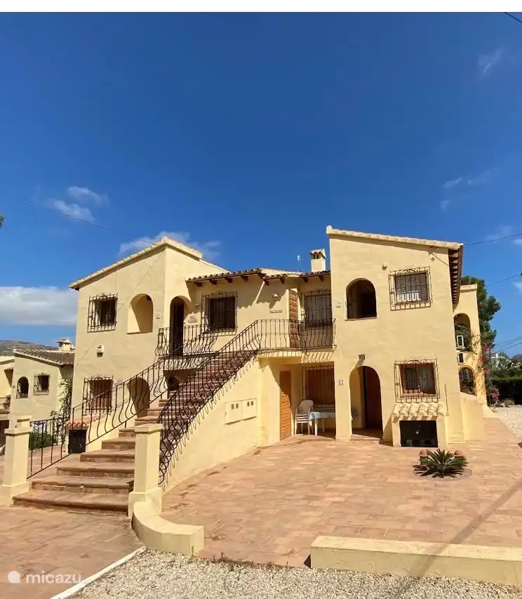 The apartment complex where our El Paraiso apartment is on the top right! Via the stairs you reach the entrance of the apartment.