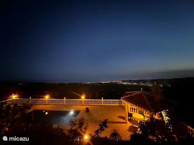 Villa Nimameto huren in Spanje, Andalusië, Arenas de Vélez - villa Op dit terras kan tevens gezellig worden  geborreld en gebarbecued.