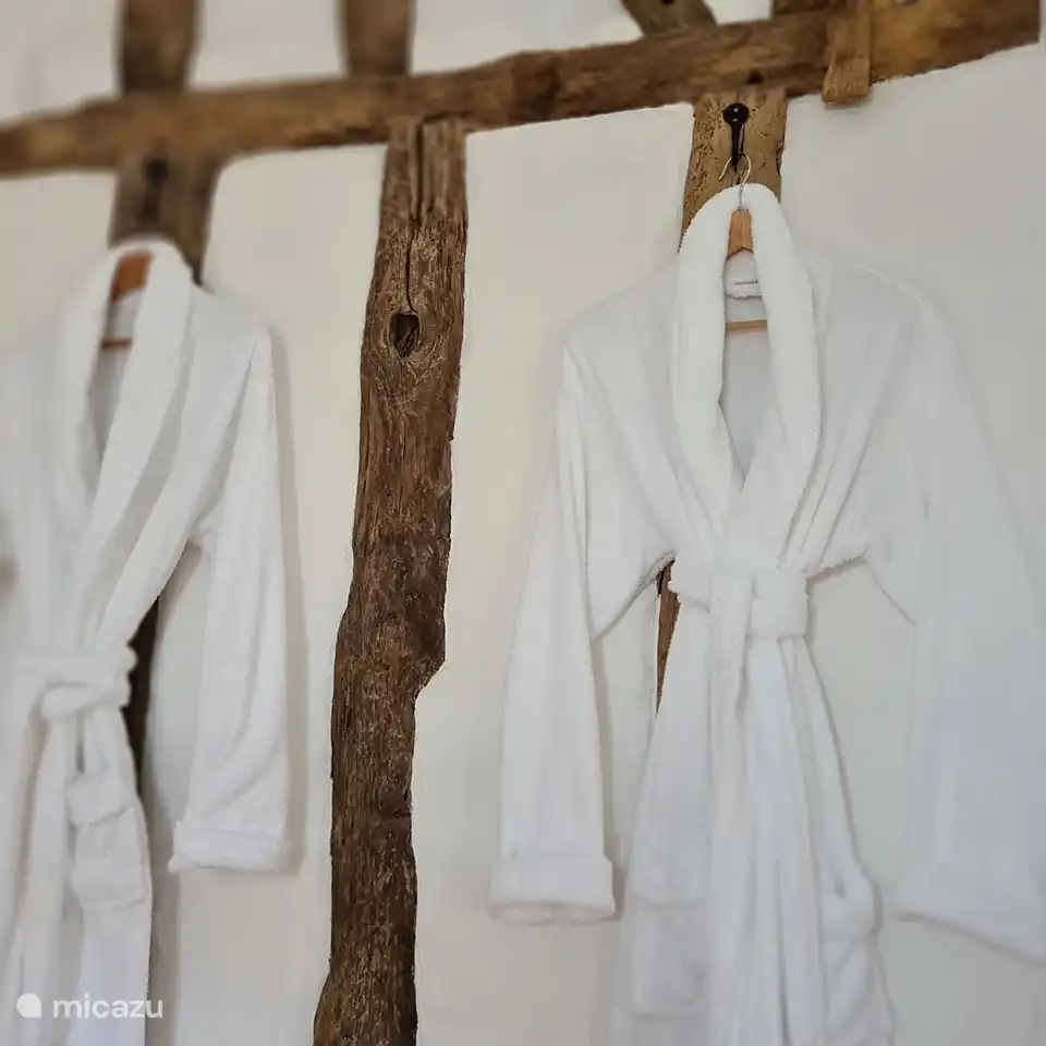 Ihre Bademäntel sind bereit für extra lange faule Tage