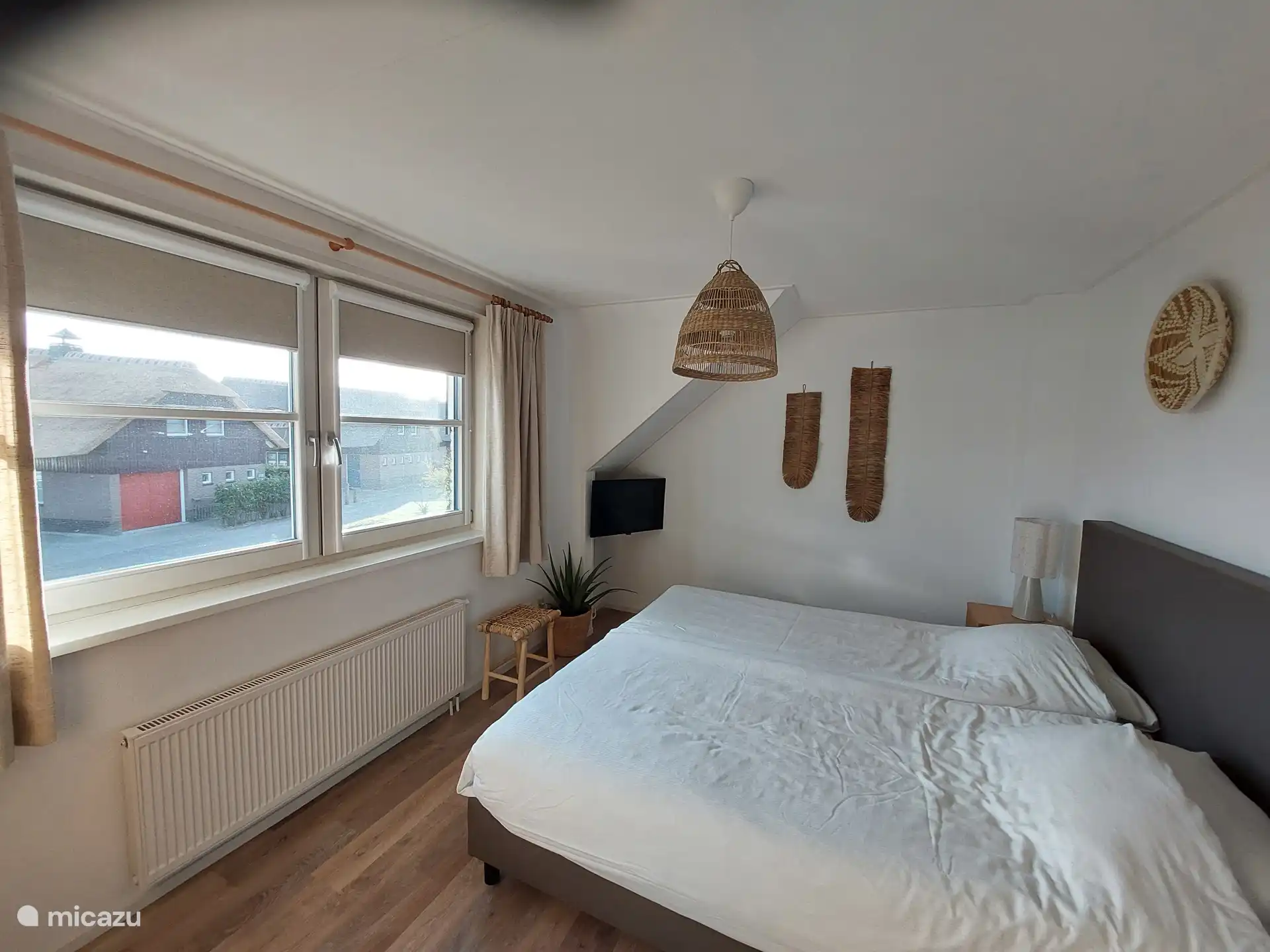 Dormitorio con 2 camas individuales