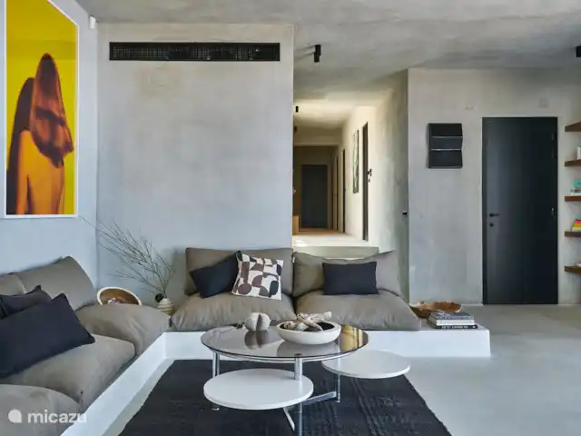 Metochi Lodge huren in Griekenland, Kreta, Platanos - villa Zithoek woonkamer en gang naar de slaapkamers