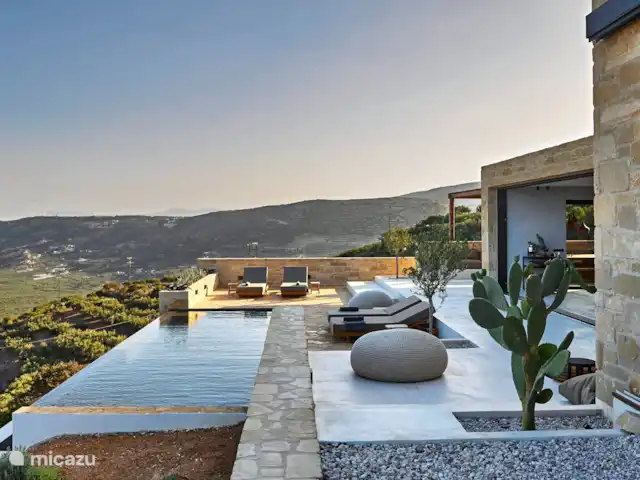 Metochi Lodge huren in Griekenland, Kreta, Platanos - villa Zicht op de bergen en zwembad