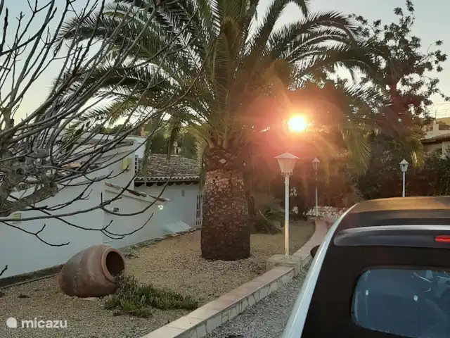 Preciosa casa de vacaciones Moraira en España, Costa Blanca, Moraira - villa Estacionamiento en el sitio
