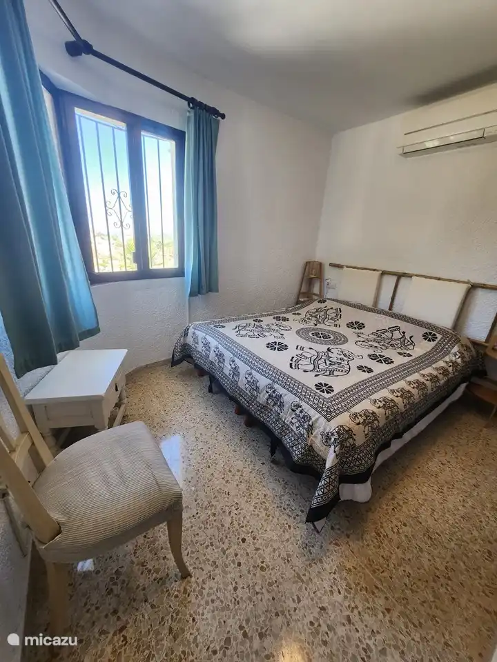 Schlafzimmer Nummer 1