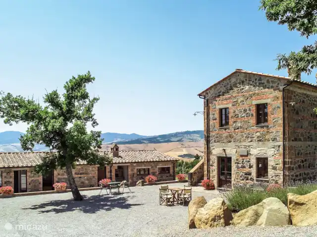 Alojamiento para grupos, Italia, Toscana, Radicofani, villa Sur de la Toscana - villa piscina privada