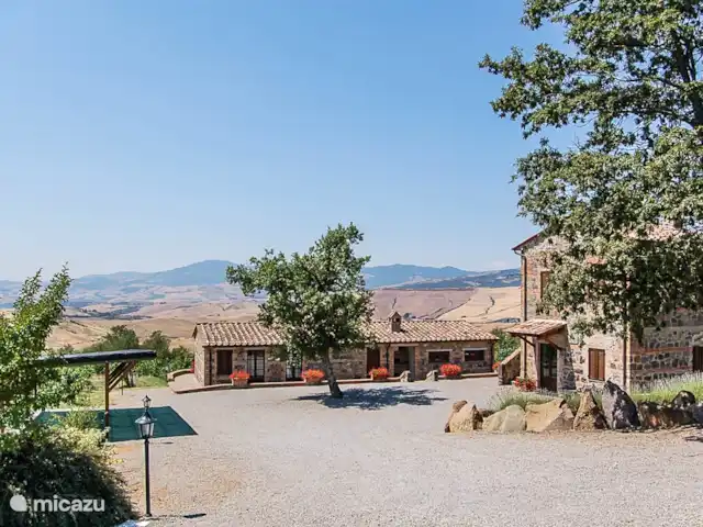 Alojamiento para grupos, Italia, Toscana, Radicofani, villa Sur de la Toscana - villa piscina privada