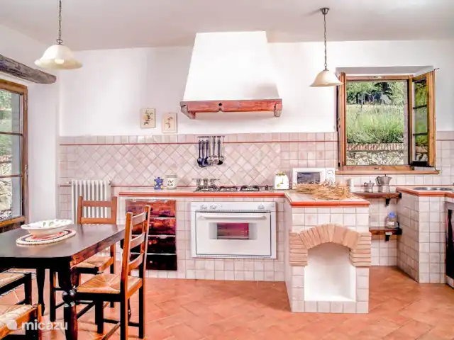 Alojamiento para grupos, Italia, Toscana, Radicofani, villa Sur de la Toscana - villa piscina privada