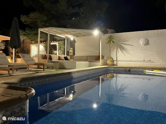 Villa Futura huren in Spanje, Costa Blanca, Benissa - villa View 's avonds met belichting en surround muziek