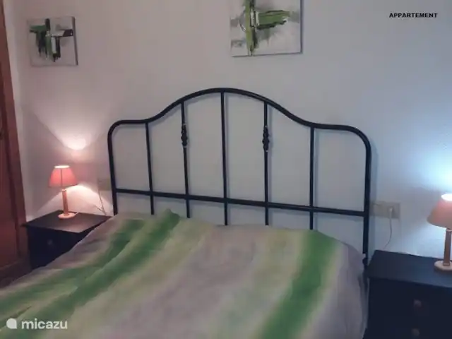 apartamento en España, Costa Blanca, Torrevieja – Apartamento La Paz El lecho del amor, indispensable para unas bonitas vacaciones. Casualmente, también hay mucho espacio en el armario.