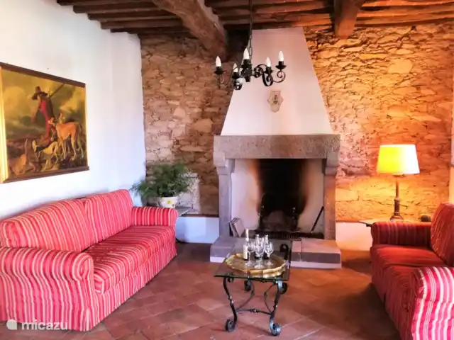 Location de Vacances Italie, Toscane, Buti, villa - Près de Lucca - maison avec piscine privée