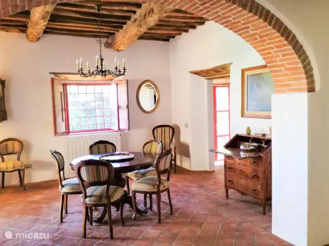 Location de Vacances Italie, Toscane, Buti, villa - Près de Lucca - maison avec piscine privée