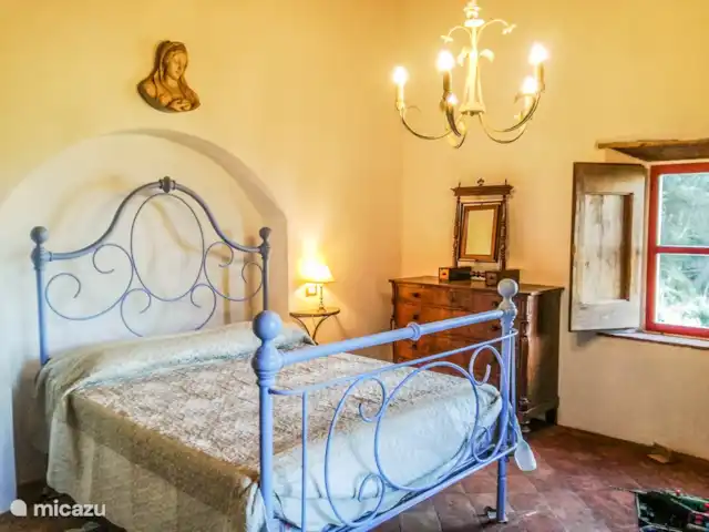 Location de Vacances Italie, Toscane, Buti, villa - Près de Lucca - maison avec piscine privée